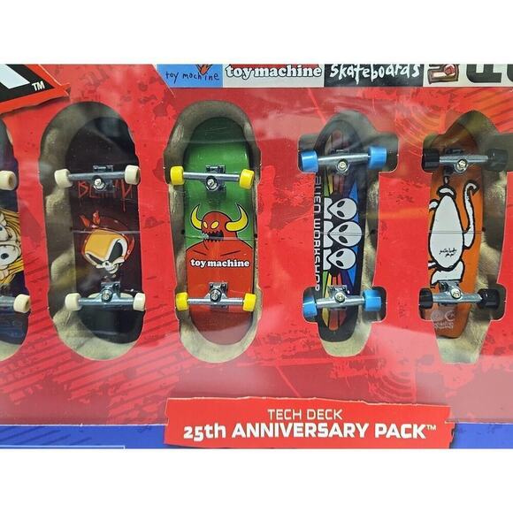 TECH DECK 25th Anniversary Pack 8 Fingerboards Silver Dude 96mm Limited NEW - Picture 6 of 16